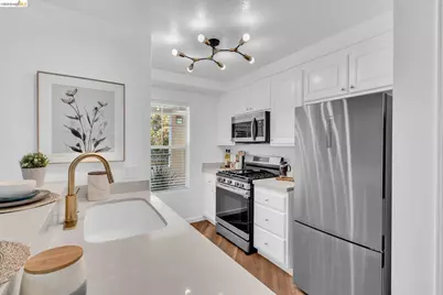 260 Caldecott #314, Oakland, CA 94618 - Photo 5