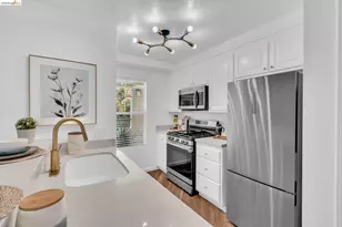 260 Caldecott, Oakland, CA 94618 - Photo 5