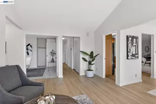 7800 Woodren Ct, Dublin, CA 94568 - Photo 7