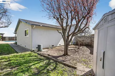7800 Woodren Ct, Dublin, CA 94568 - Photo 39