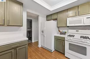 97 Deer Run Cir, San Jose, CA 95136 - Photo 17