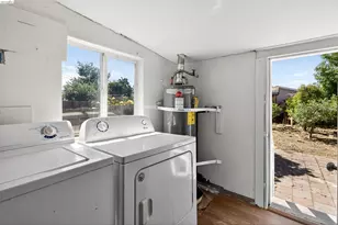 1217 82nd Ave, Oakland, CA 94621 - Photo 15