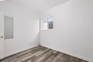 1217 82nd Ave, Oakland, CA 94621 - Photo 1