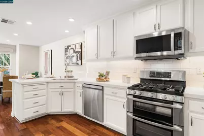 7151 Briza Loop, San Ramon, CA 94582 - Photo 9