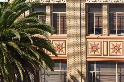 1755 Broadway #45, Oakland, CA 94612 - Photo 43