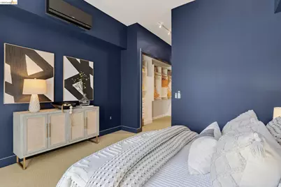 1755 Broadway #45, Oakland, CA 94612 - Photo 29