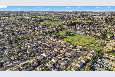 2013 Hedge Avenue, Brentwood, CA 94513 - Photo 27