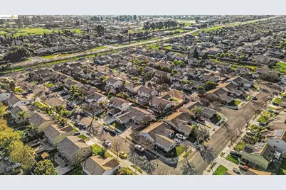 2013 Hedge Avenue, Brentwood, CA 94513 - Photo 25