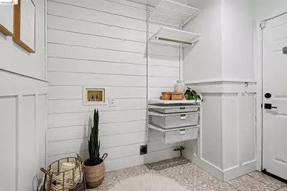 2013 Hedge Avenue, Brentwood, CA 94513 - Photo 11