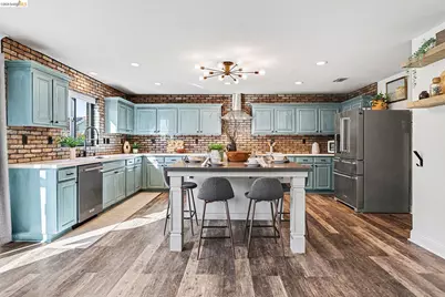 2013 Hedge Avenue, Brentwood, CA 94513 - Photo 7