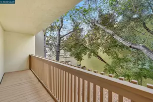 1119 Camino Del Valle, Alameda, CA 94502 - Photo 7