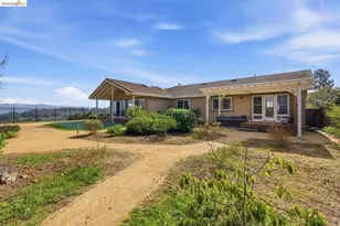 5143 Saddle Brook Dr, Oakland, CA 94619 - Photo 19