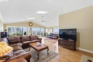 5143 Saddle Brook Dr, Oakland, CA 94619 - Photo 5