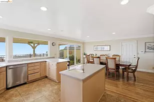 5143 Saddle Brook Dr, Oakland, CA 94619 - Photo 11