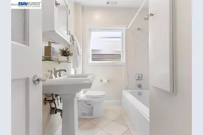321 Central Ave, Alameda, CA 94501 - Photo 25