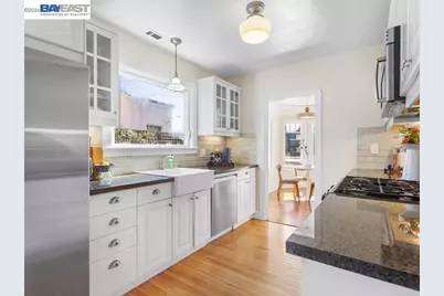 321 Central Ave, Alameda, CA 94501 - Photo 19