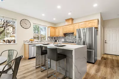 1635 Embassy Cir, Livermore, CA 94550 - Photo 33