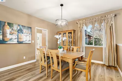 1635 Embassy Cir, Livermore, CA 94550 - Photo 13