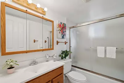 30229 Treeview St, Hayward, CA 94544 - Photo 21