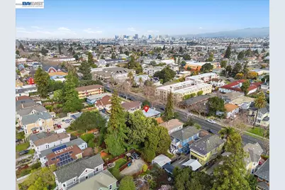 2050 Central Ave, Alameda, CA 94501 - Photo 15