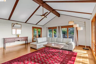 641 Alvarado Rd, Berkeley, CA 94705 - Photo 15