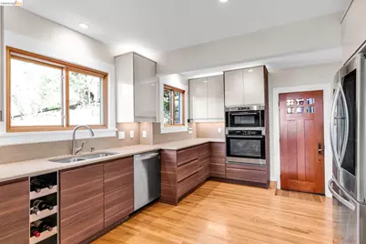 641 Alvarado Rd, Berkeley, CA 94705 - Photo 27