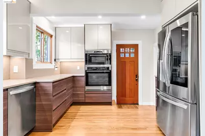 641 Alvarado Rd, Berkeley, CA 94705 - Photo 25