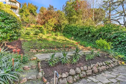 641 Alvarado Rd, Berkeley, CA 94705 - Photo 53
