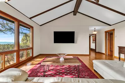 641 Alvarado Rd, Berkeley, CA 94705 - Photo 13
