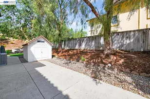 752 Troun Way, Livermore, CA 94551 - Photo 13