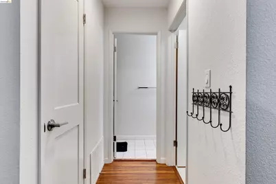 1025 Pinehurst Court, Concord, CA 94521 - Photo 7