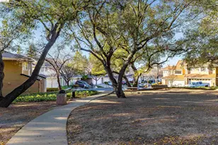 1025 Pinehurst Ct, Concord, CA 94521 - Photo 33