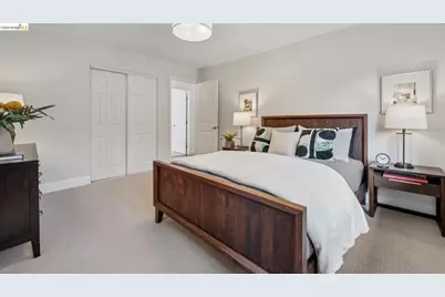 6785 Aitken Dr, Oakland, CA 94611 - Photo 23