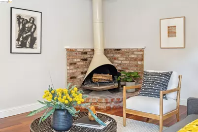 6785 Aitken Dr, Oakland, CA 94611 - Photo 33