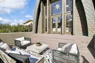 6356 Broadway Ter, Oakland, CA 94618 - Photo 17