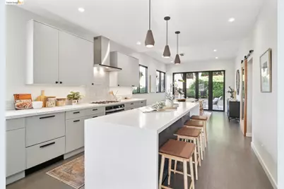 6356 Broadway Ter, Oakland, CA 94618 - Photo 35