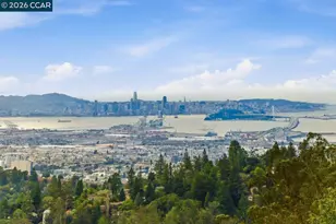 7075 Elverton Dr, Oakland, CA 94611 - Photo 19