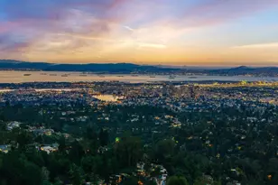 7075 Elverton Dr, Oakland, CA 94611 - Photo 57