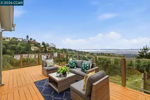 7075 Elverton Dr, Oakland, CA 94611 - Photo 17