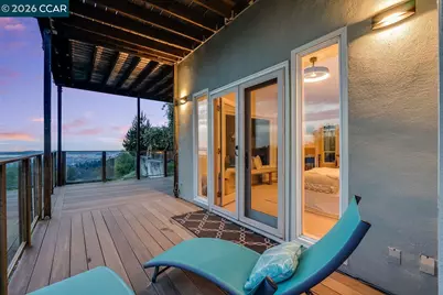 7075 Elverton Dr, Oakland, CA 94611 - Photo 51