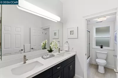 7075 Elverton Dr, Oakland, CA 94611 - Photo 41