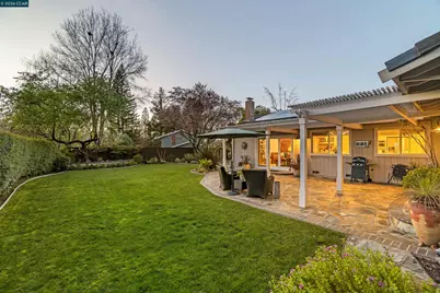 614 Thornhill Rd, Danville, CA 94526 - Photo 11