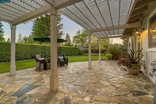 614 Thornhill Rd, Danville, CA 94526 - Photo 25