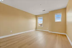 16166 Meadowmeer Ln, Fontana, CA 92336 - Photo 25