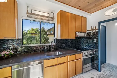 2938 Morgan Ave, Oakland, CA 94602 - Photo 17