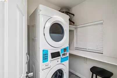 1220 62nd St, Oakland, CA 94608 - Photo 13