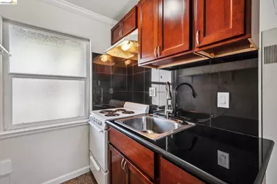 1220 62nd St, Oakland, CA 94608 - Photo 11