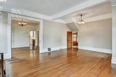 1822 Clinton Ave, Alameda, CA 94501 - Photo 7