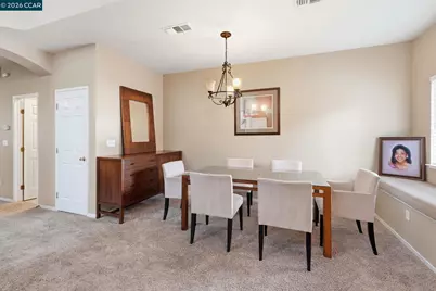 5683 Vintage Cir, Stockton, CA 95219 - Photo 17