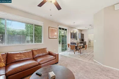 5683 Vintage Cir, Stockton, CA 95219 - Photo 11